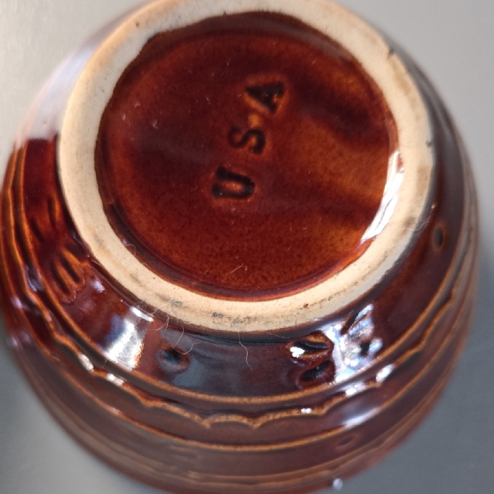 USA Classic Brown Ceramic Bowl